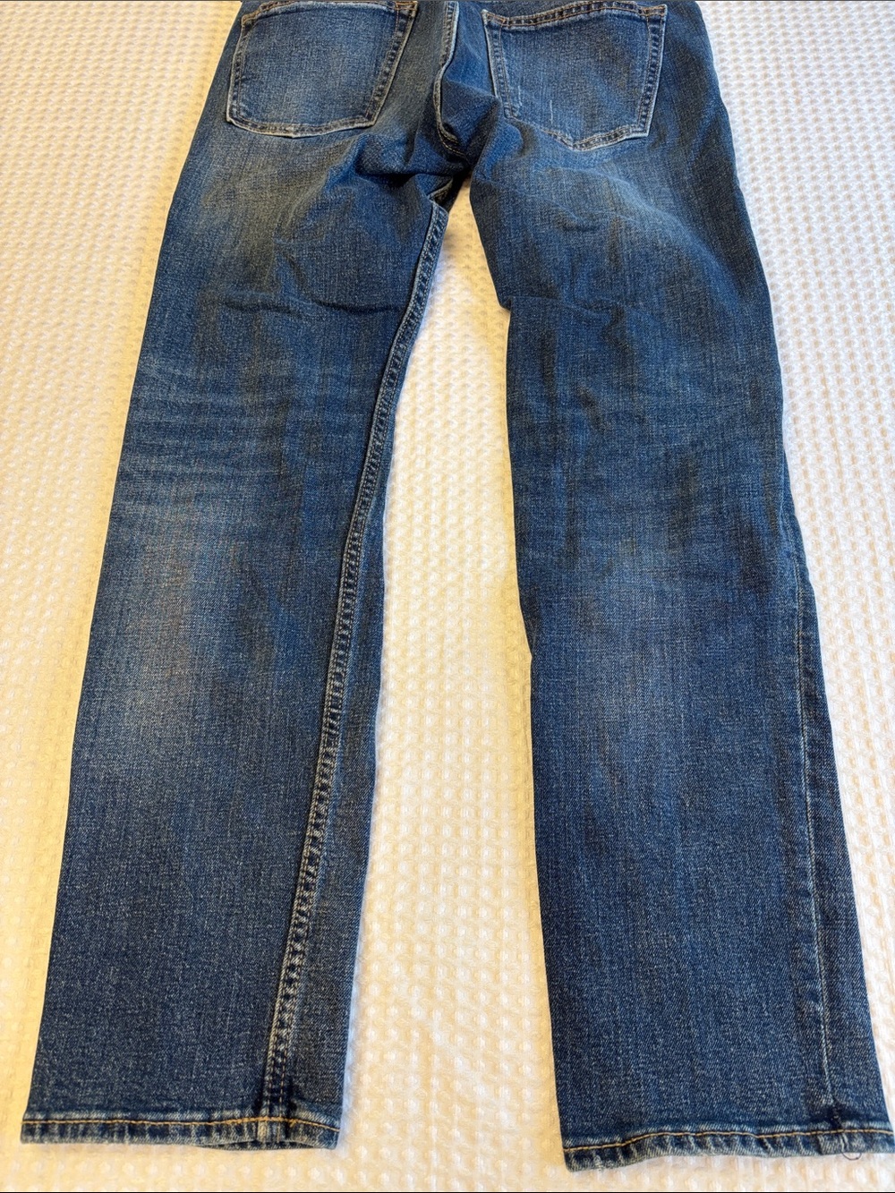 Old Navy Men's 30x32 Slim Distressed Dark Blue Straight Jeans Built-In Flex - Picture 8 of 8